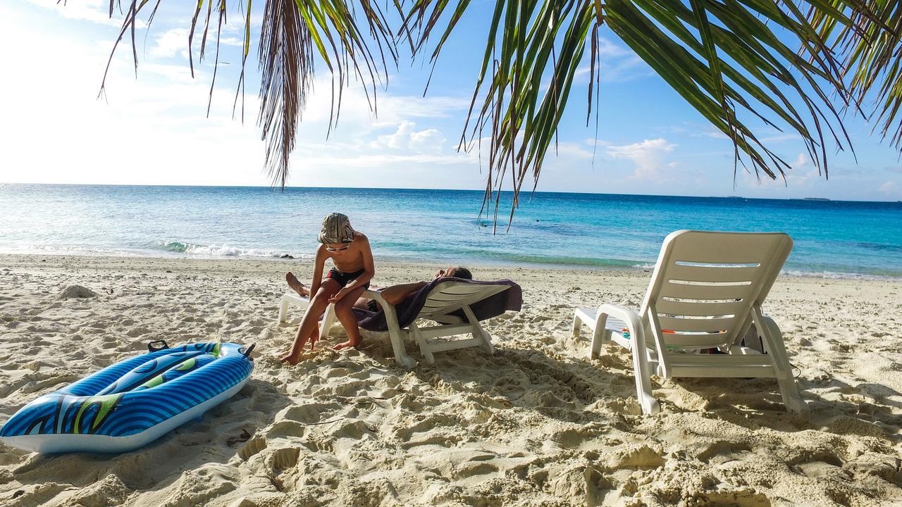 Dhigurah Retreat Beach Ngoại thất bức ảnh