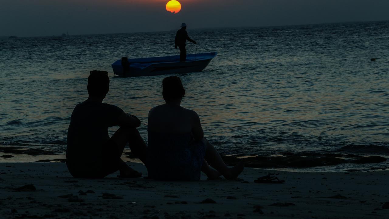 Dhigurah Retreat Beach Ngoại thất bức ảnh