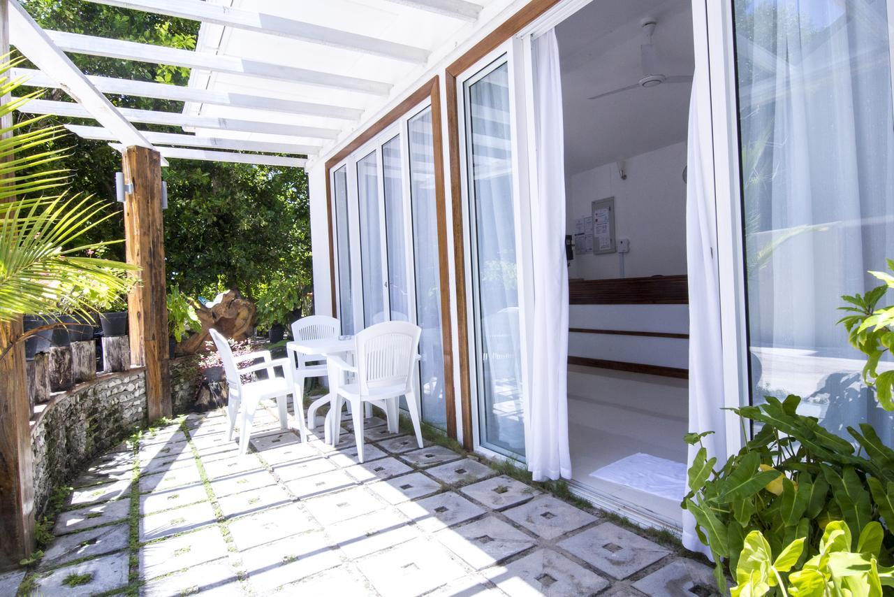 Dhigurah Retreat Beach Ngoại thất bức ảnh