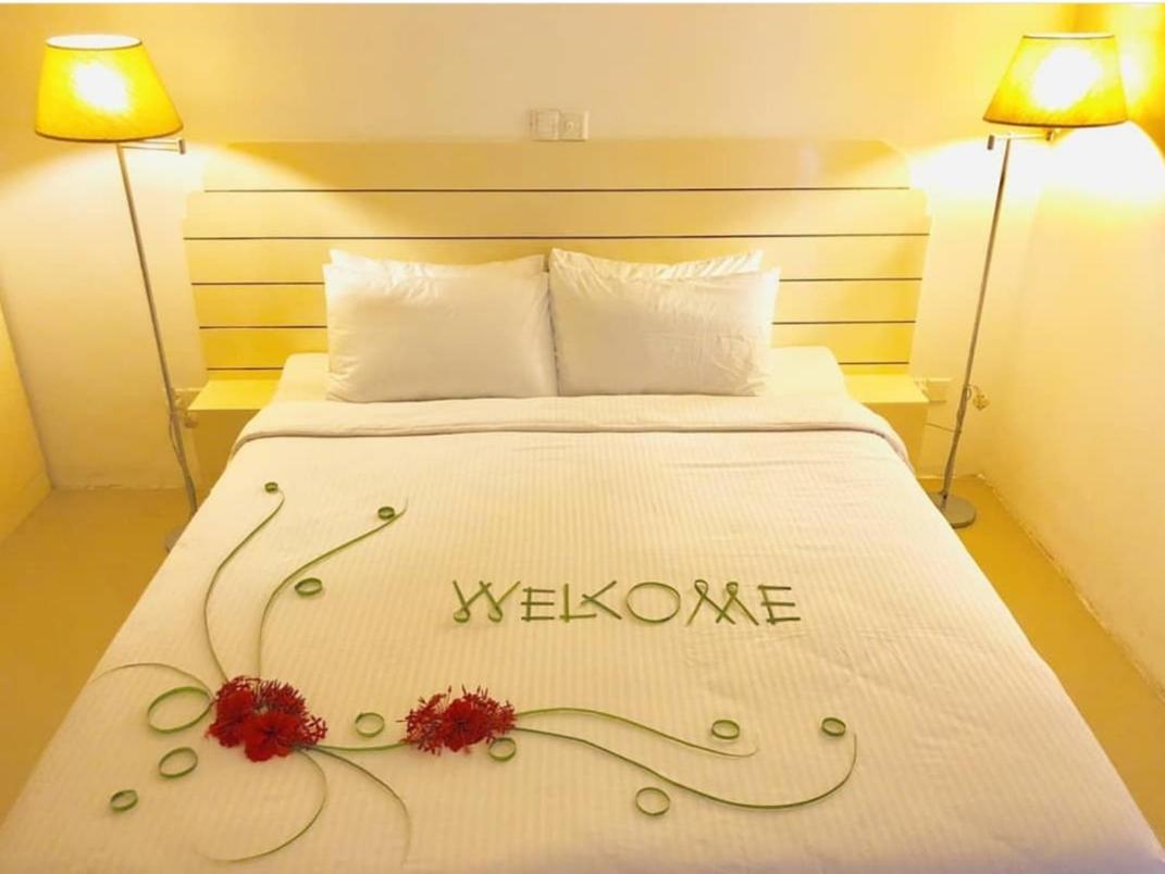 Dhigurah Retreat Beach Ngoại thất bức ảnh